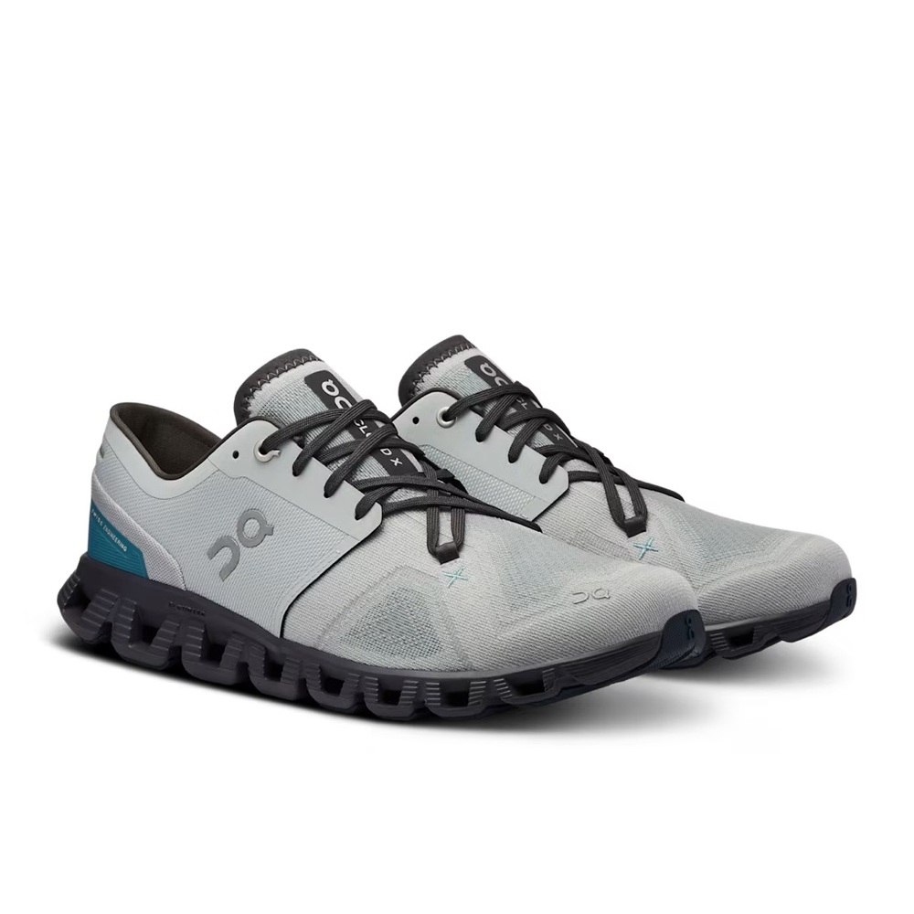 On Running Men's Cloud X Shoes - White/Black